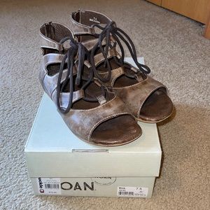 ROAN Sandals